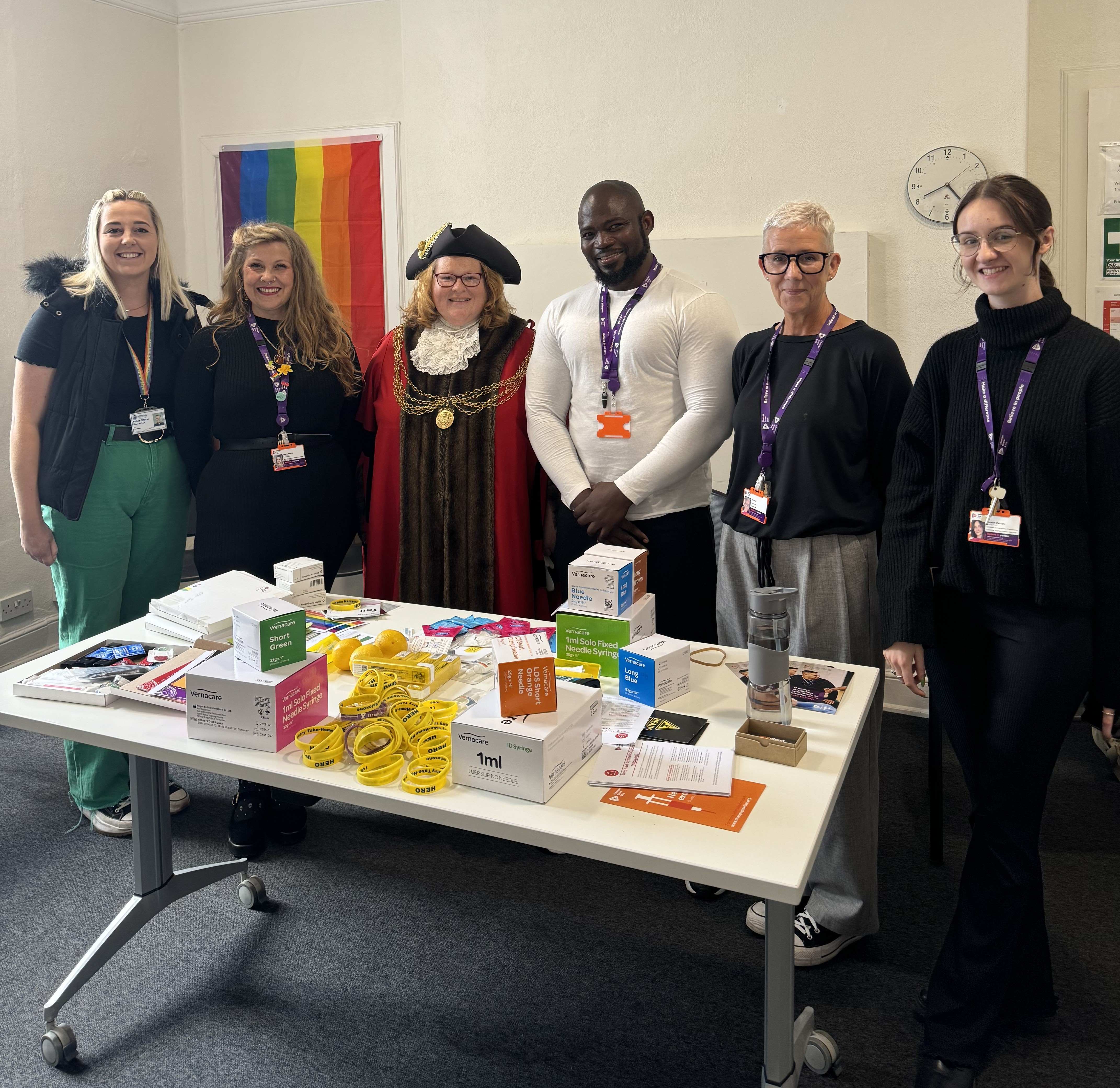 mayor of great yarmouth with change grow live staff